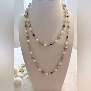 Gold & Pearl Linked Necklace with Black Accents 🔆